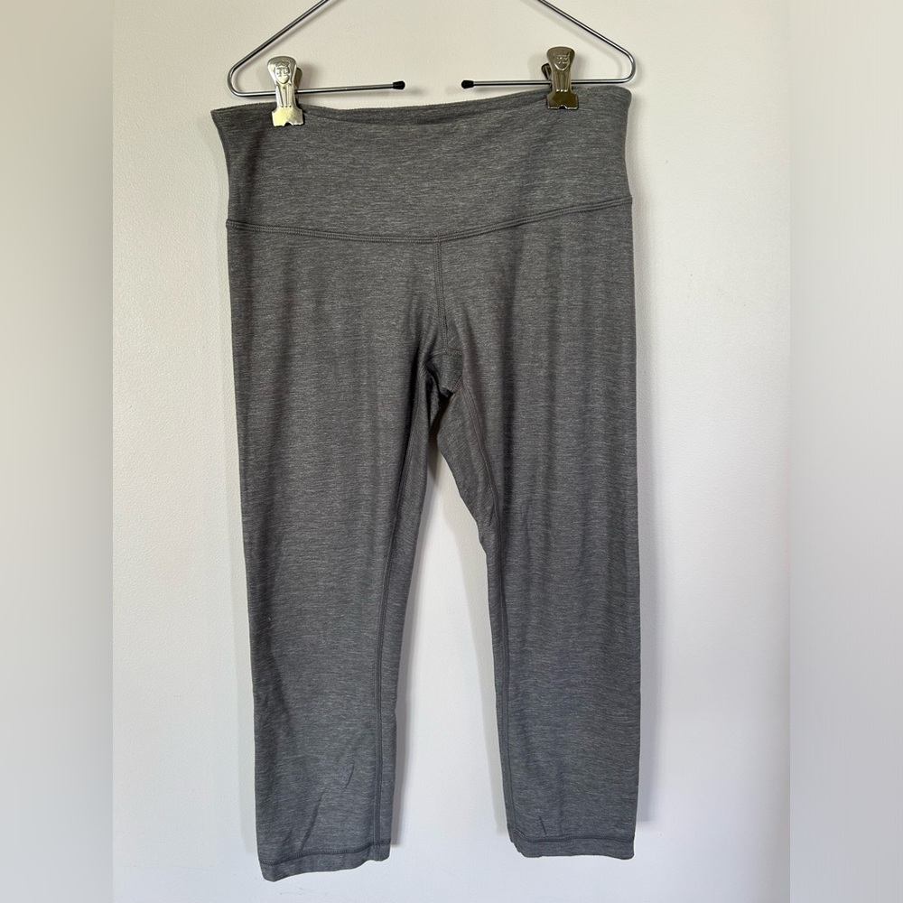 Grey Lululemon Cropped Leggings